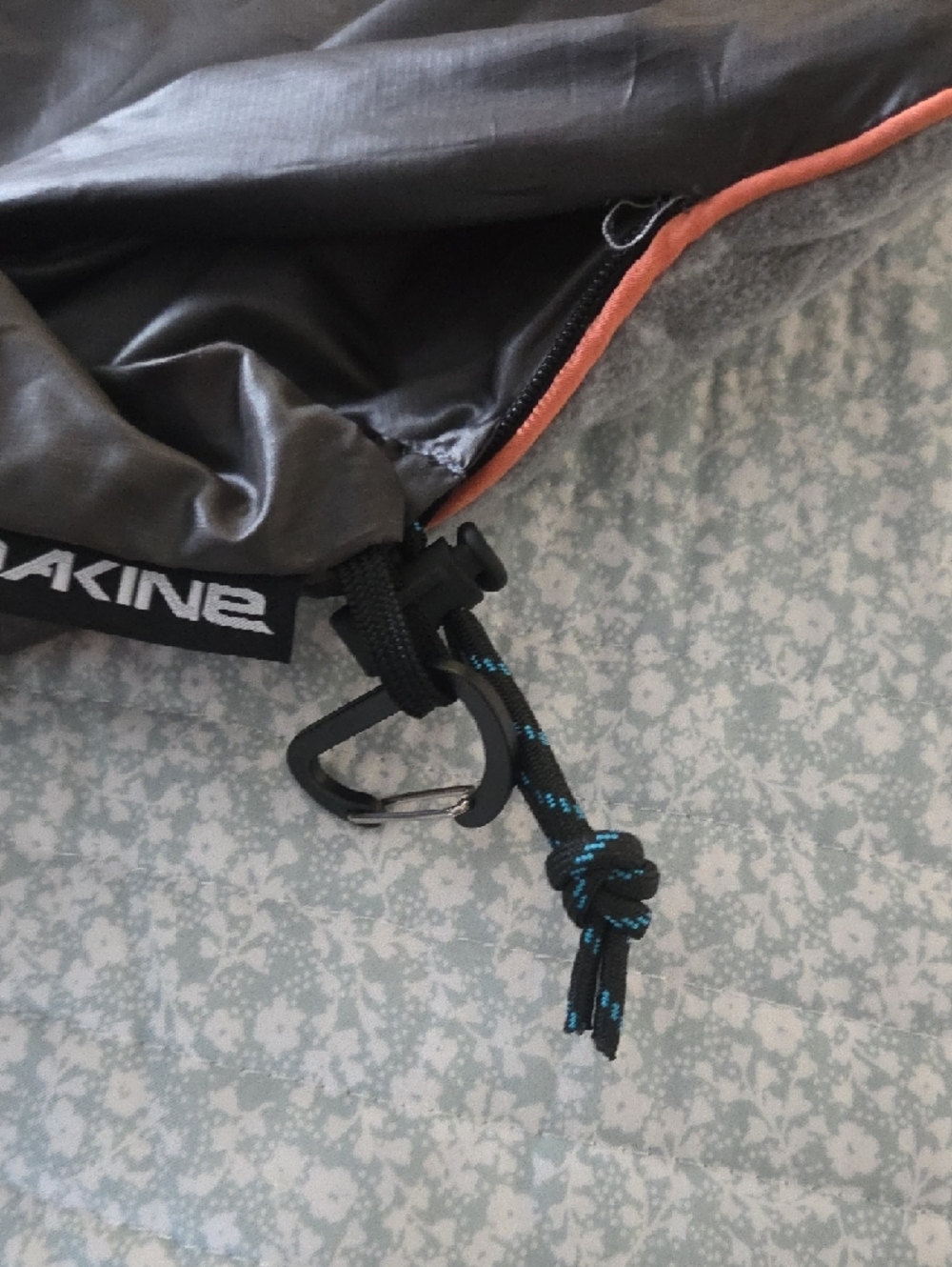 Rumpl x Dakine Small Stuffable Pillow Case - Picture 4 of 7